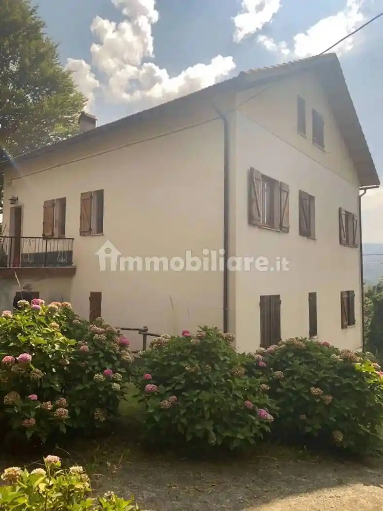 Appartamento in vendita a Urbe