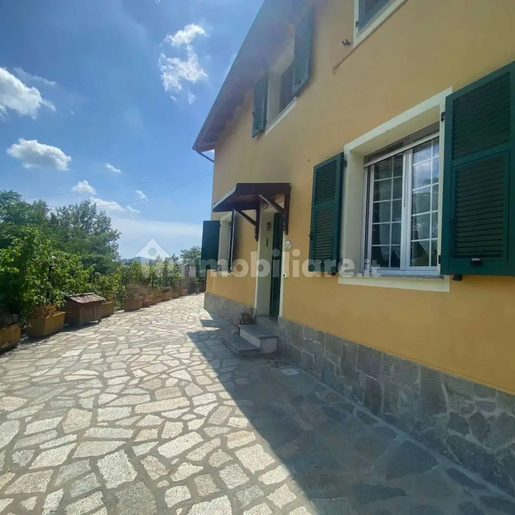 Villa in vendita a Davagna
