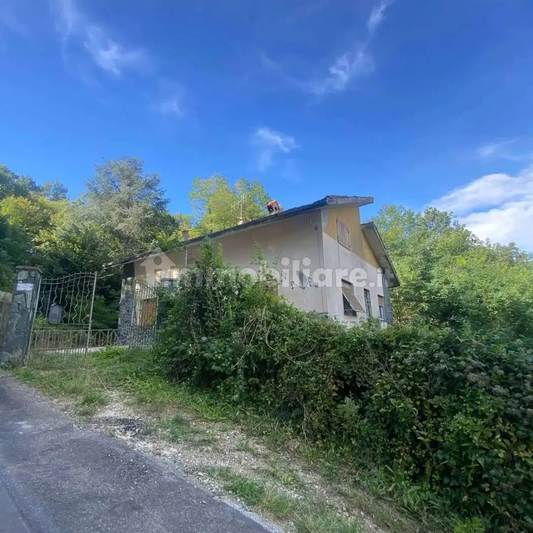 Appartamento in vendita a Tiglieto