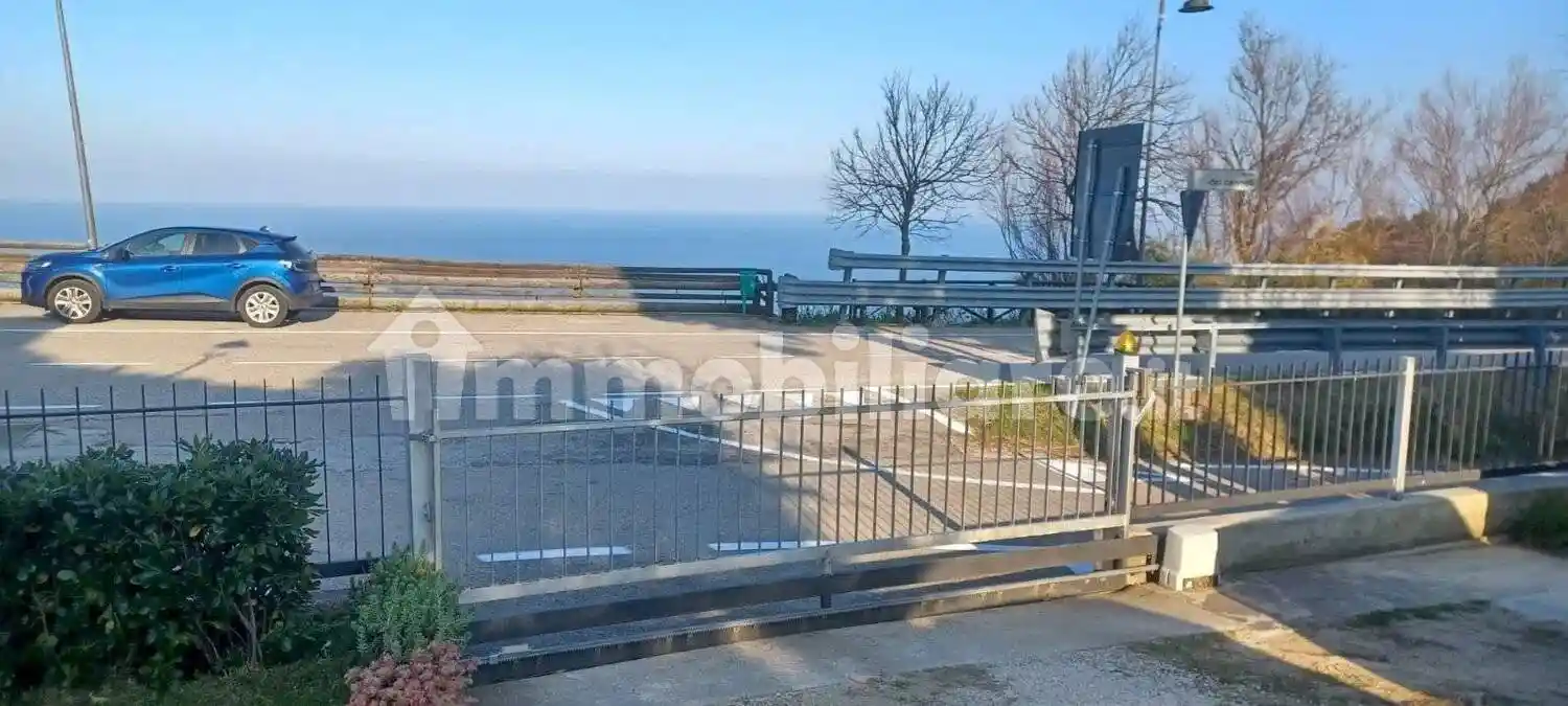 Villa unifamiliare Strada Panoramica Adriatica, Monte San Bartolo, Pesaro - foto 4