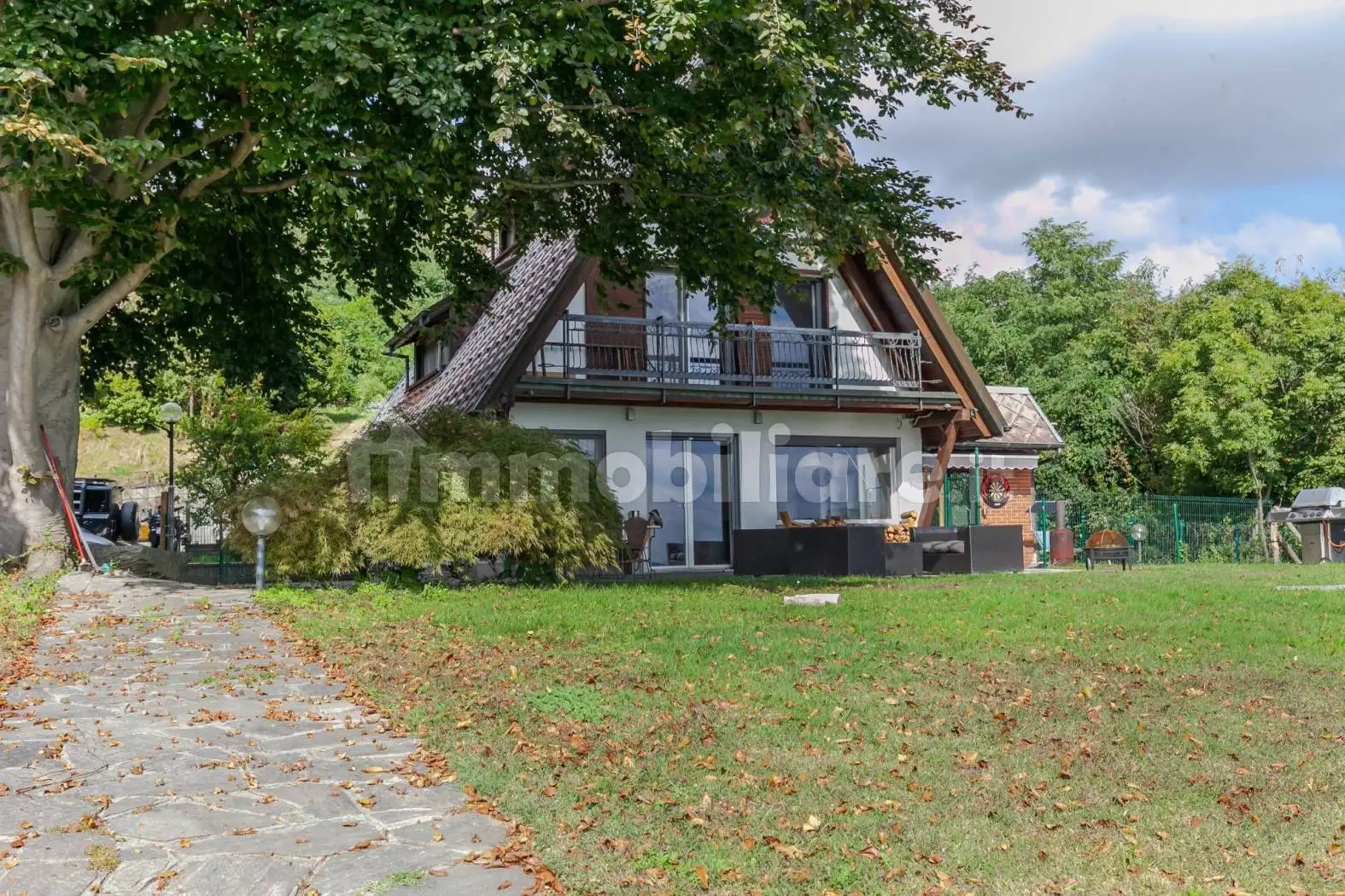 Villa in vendita a Nebbiuno