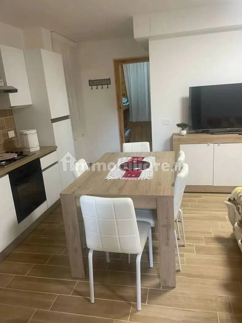 Trilocale via Alessandro Volta No Number, Campo di Giove - foto 2