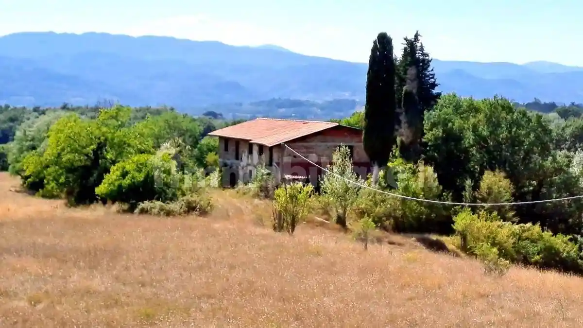 Rustico - Casale in vendita a Vicchio