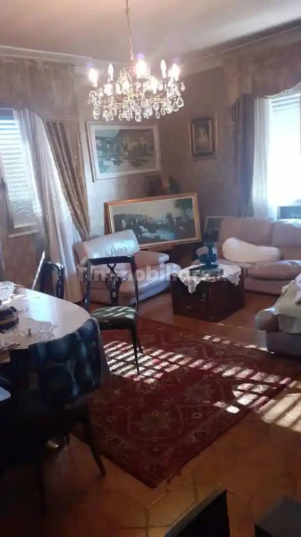 Villa in vendita a Santa Croce sull'Arno