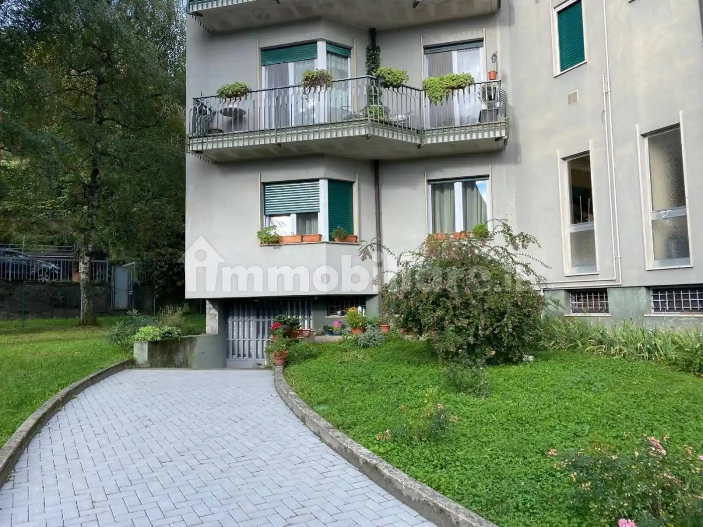 Appartamento viale Padre Gian Battista Aguggiari 115, Sant'Ambrogio, Varese - foto 3