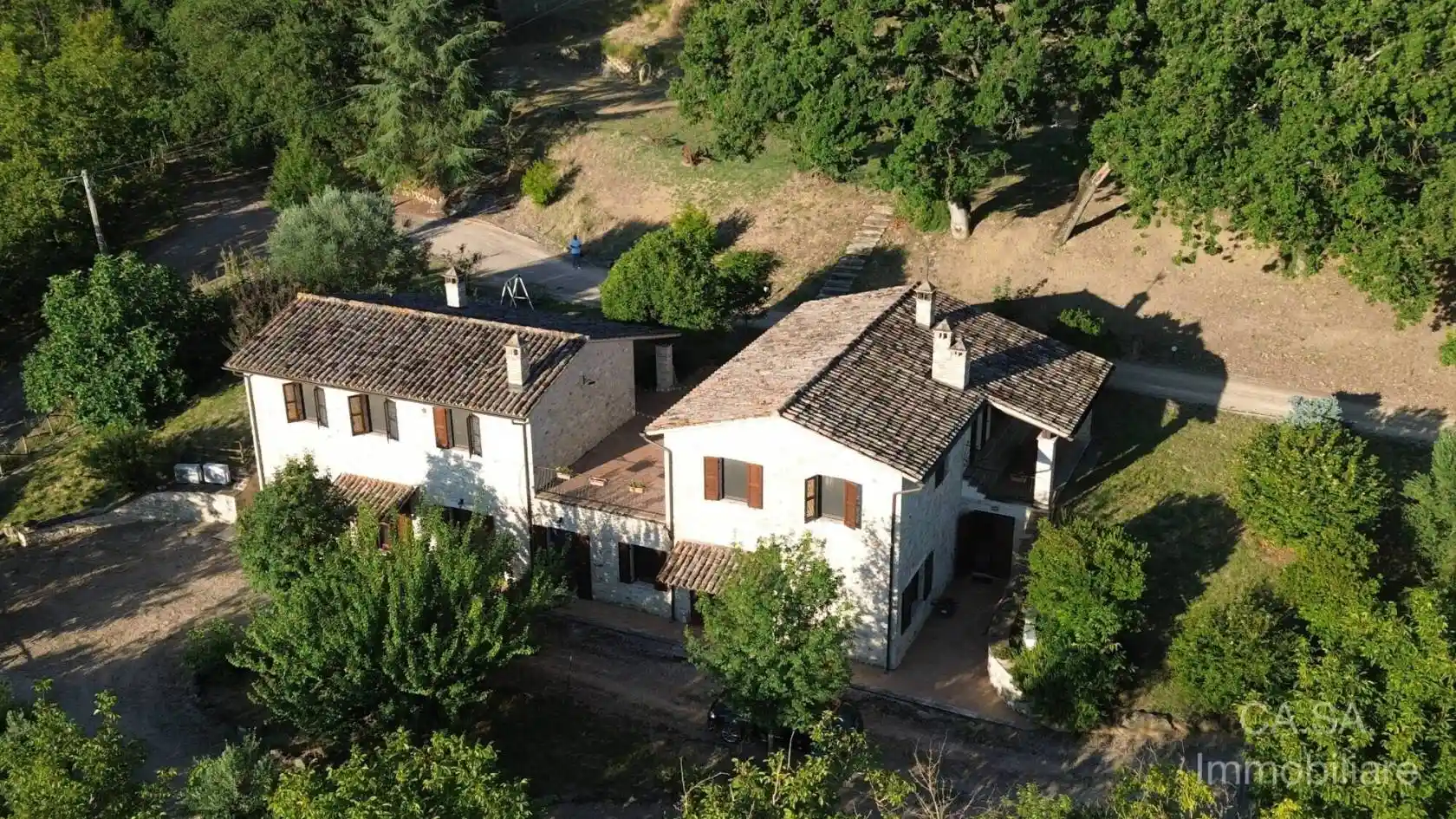 Rustico - Casale in vendita a Todi