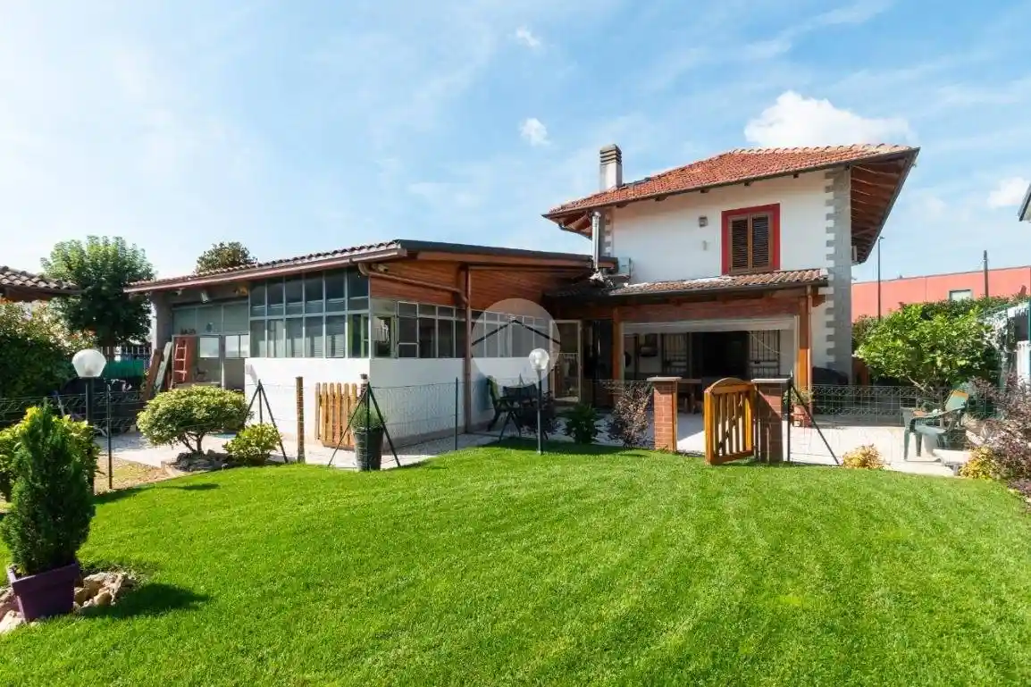 Villa in vendita a Beinasco