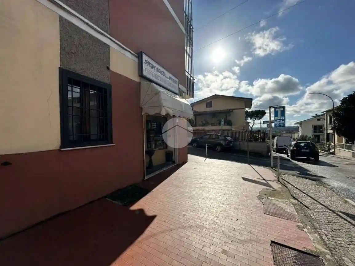 Appartamento in vendita a Fara in Sabina