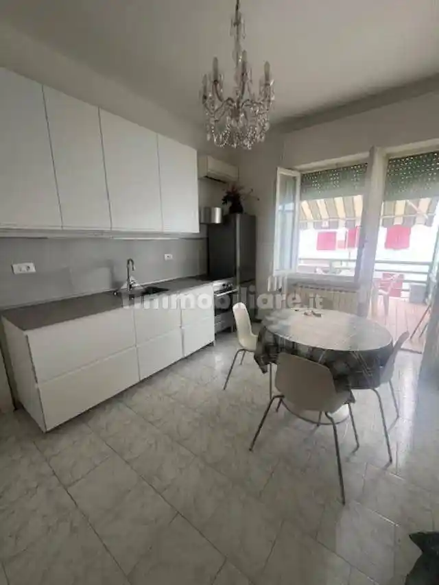 Appartamento in affitto a Massa