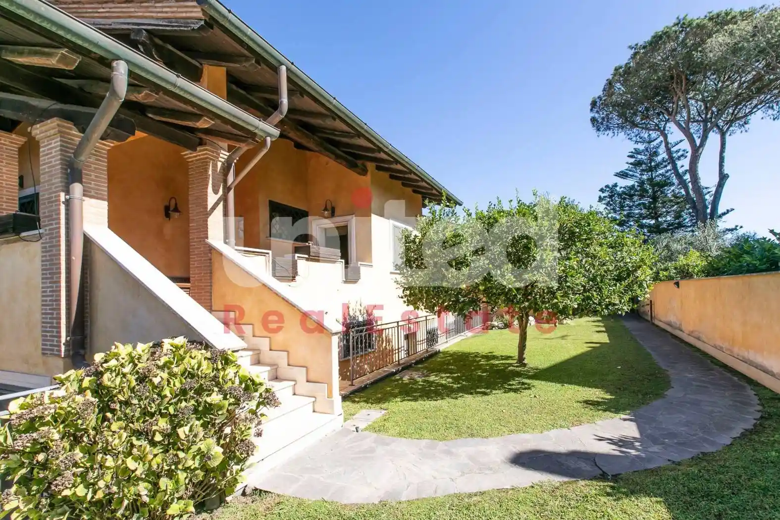 Villa plurifamiliare via Antonio Cifra, Infernetto, Roma - foto 2