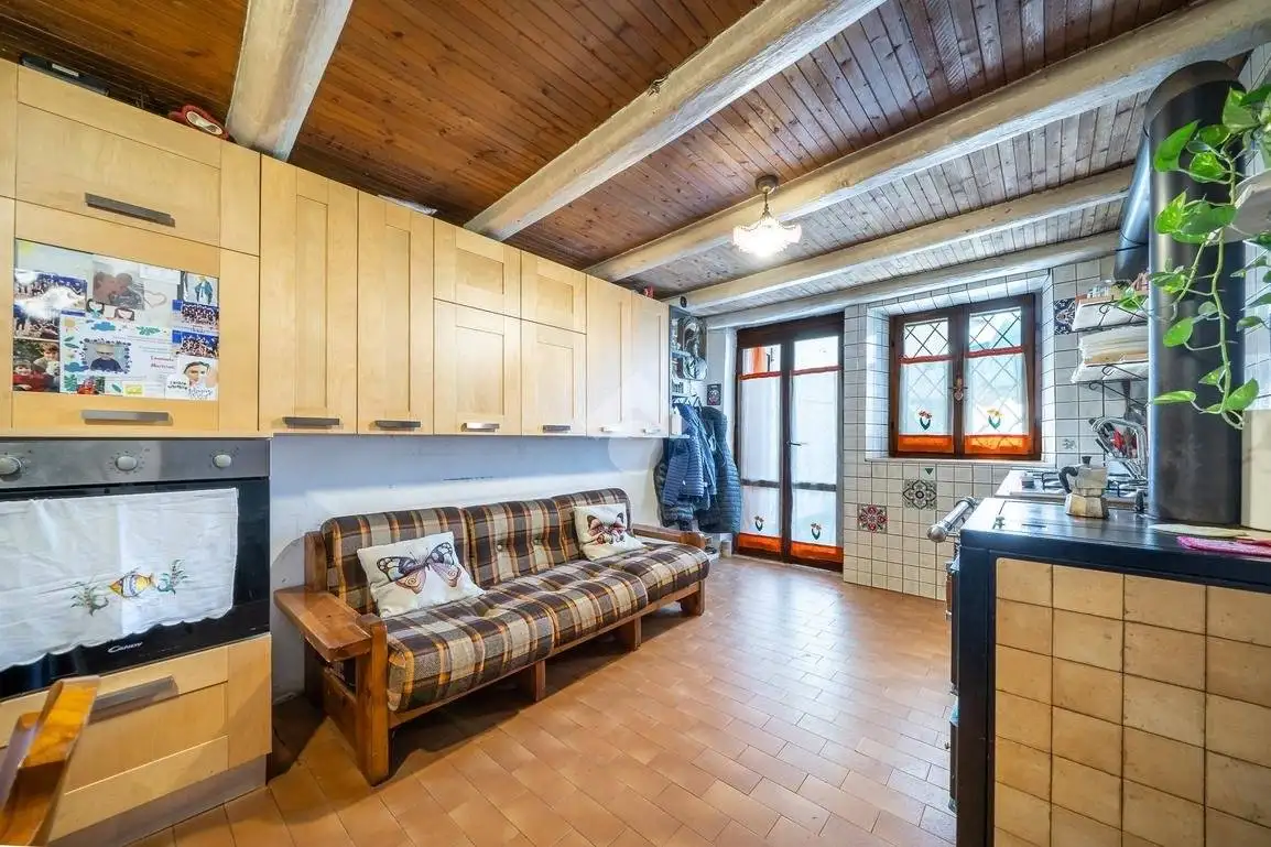 Casa colonica via cavazze, Cerro Veronese - foto 3