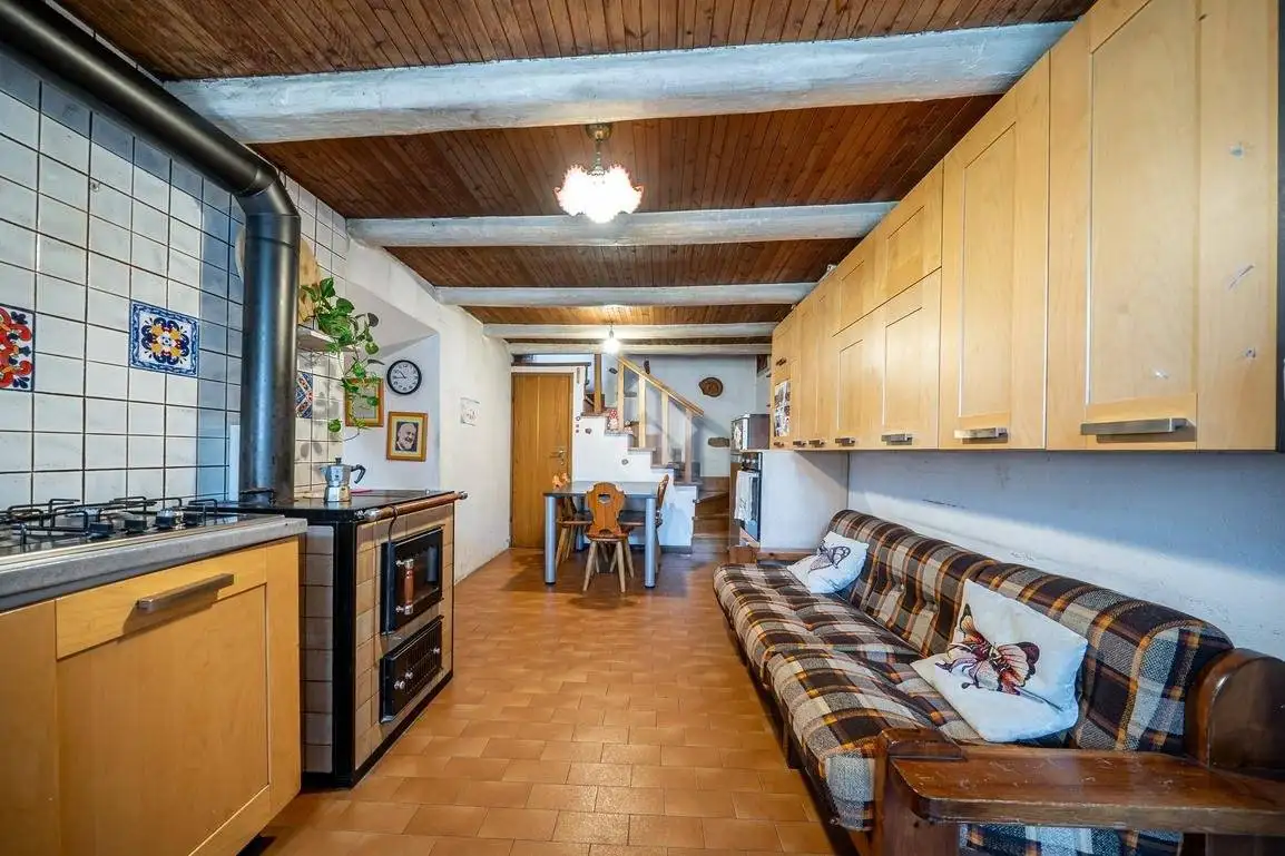 Casa colonica via cavazze, Cerro Veronese - foto 4