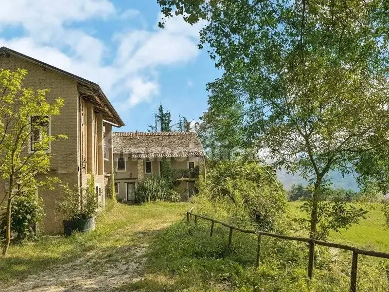 Rustico - Casale in vendita a Murazzano