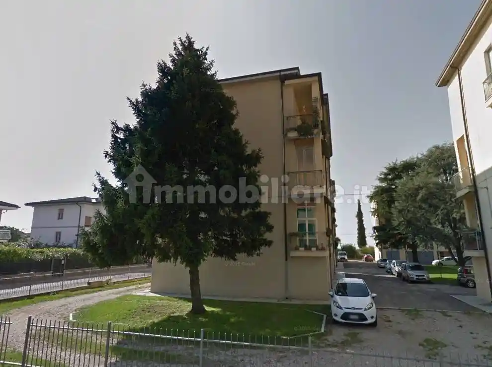 Appartamento in vendita a Sommacampagna