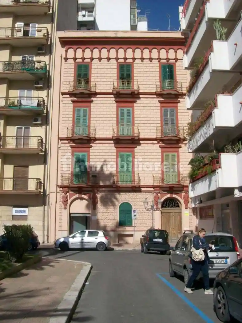 Palazzo - Edificio in vendita a Taranto