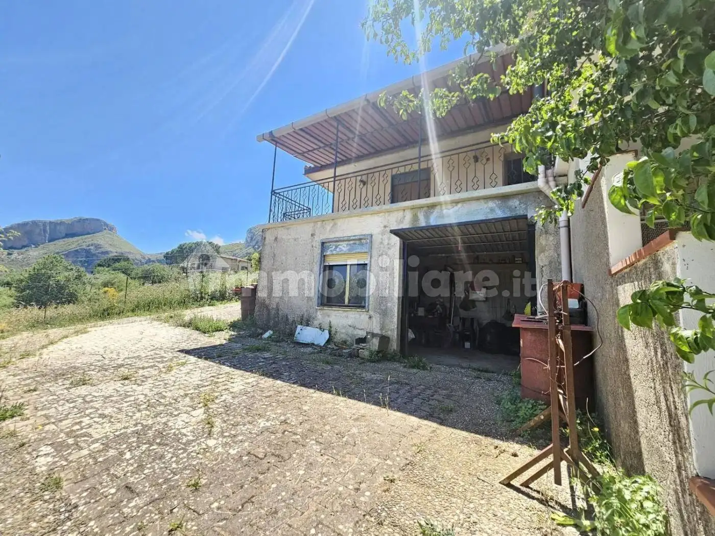 Villa in vendita a Collesano