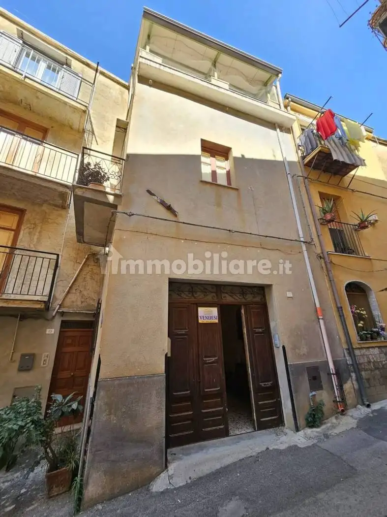 Villa unifamiliare via Suor Ilarina De Rosa, Collesano - foto 2