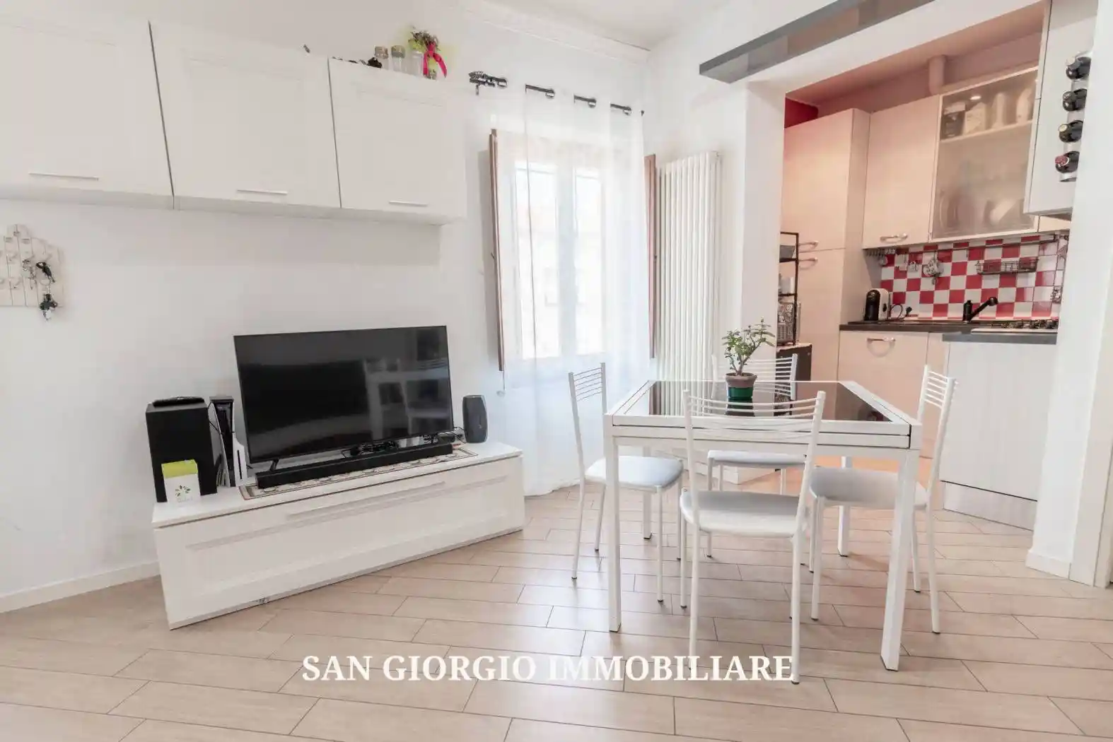 Appartamento in vendita a Cascina