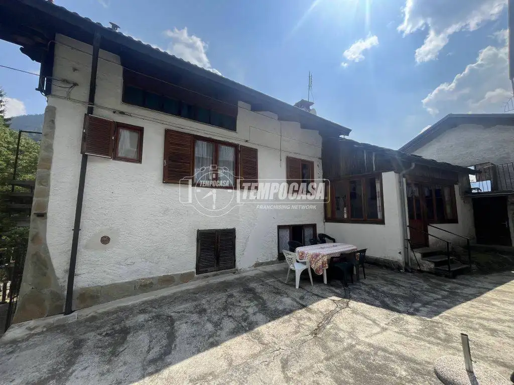 Casa indipendente in vendita a Ronco Canavese