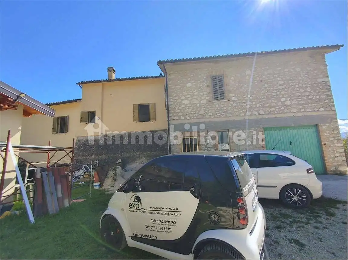 Quadrilocale ottimo stato, Macchia, Cerreto di Spoleto - foto 3