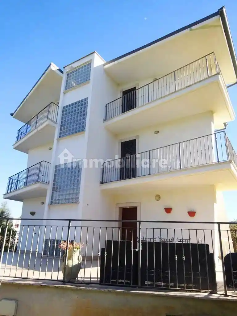 Villa in vendita a Fiumicino