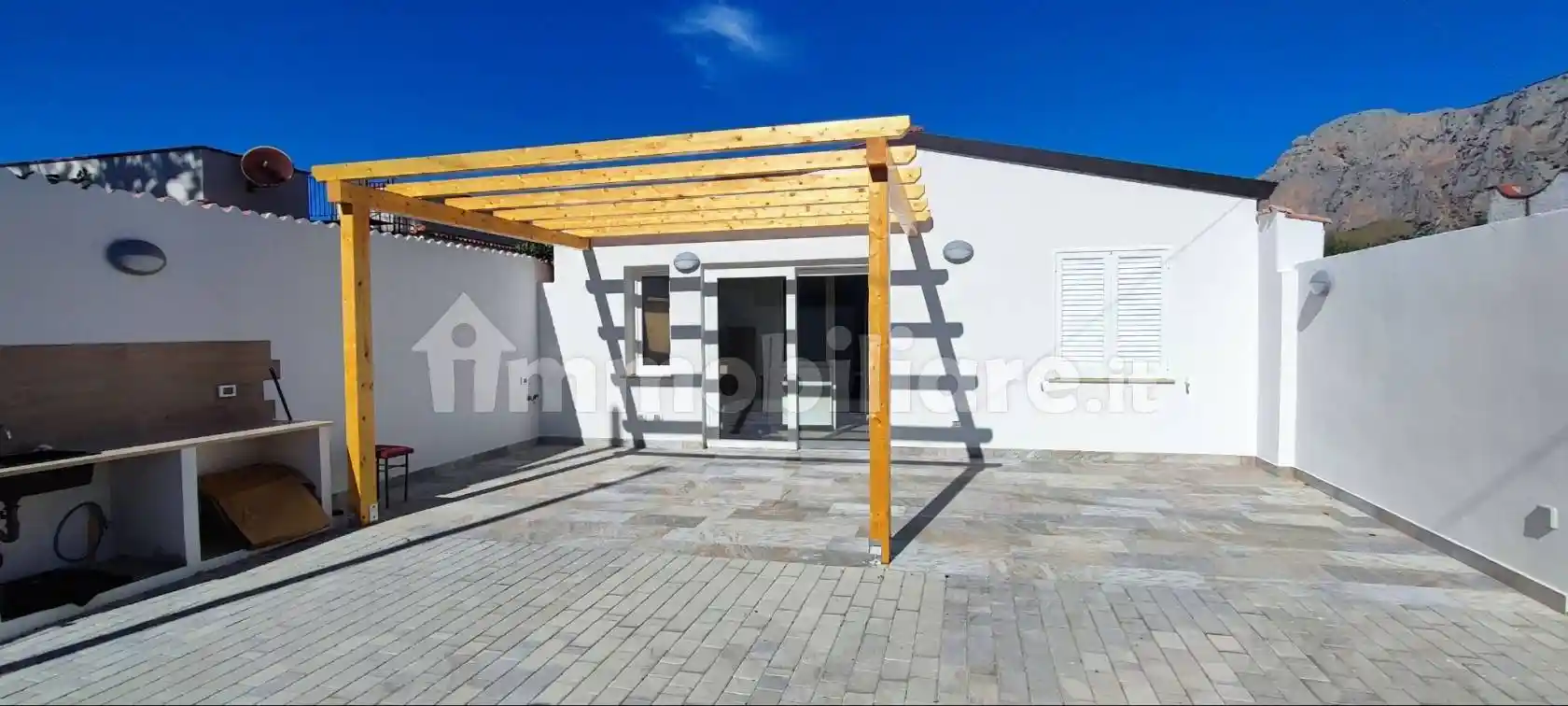 Villa in affitto a Cinisi