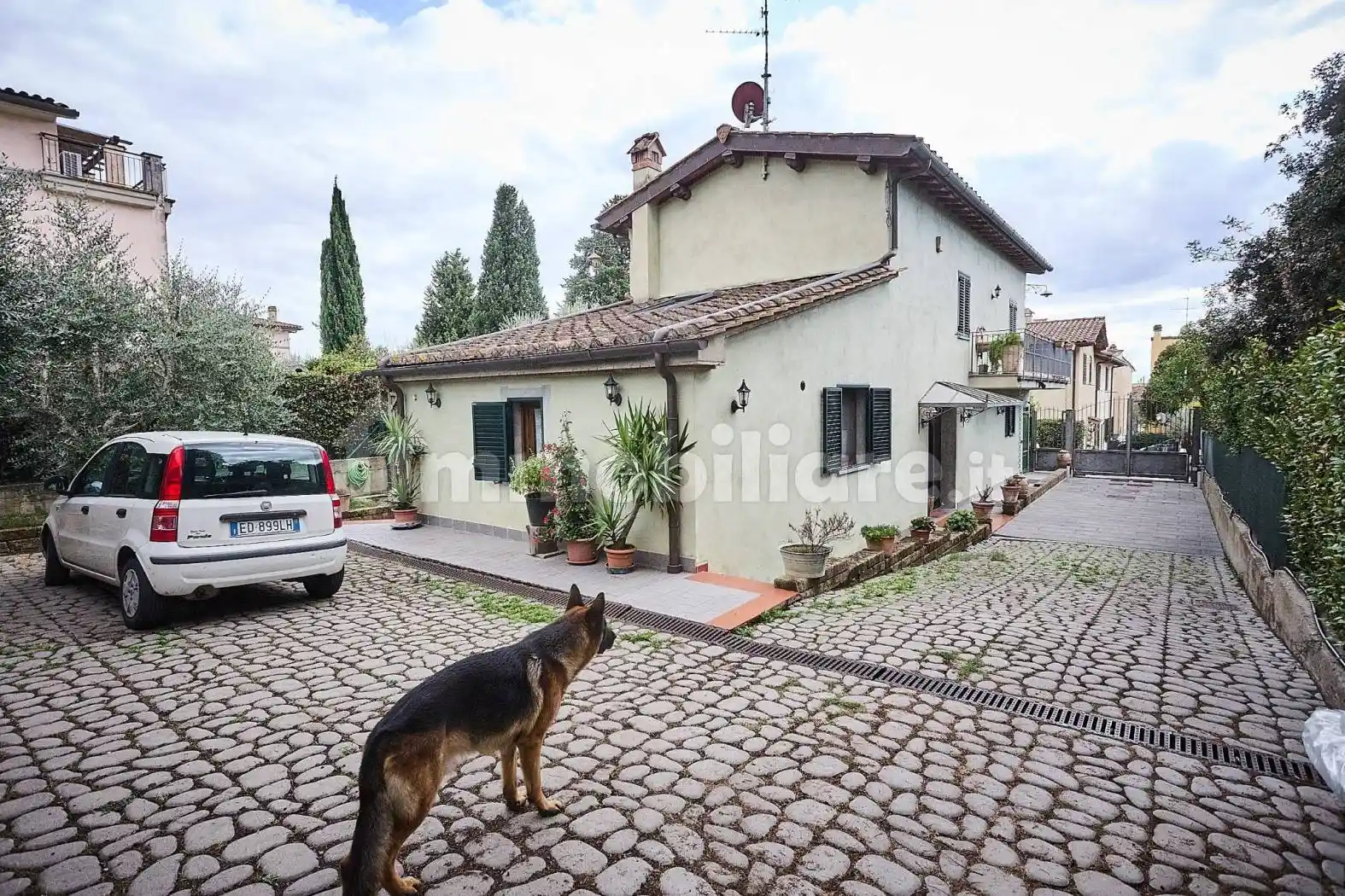 Villa in vendita a Sesto Fiorentino