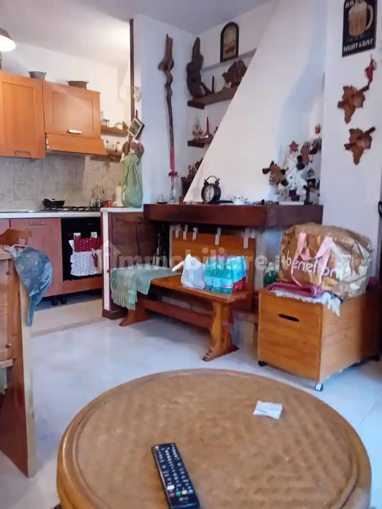 Quadrilocale via della Montagna 80, Casamaina, Lucoli - foto 2