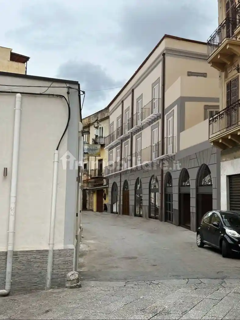 Appartamento in vendita a Palermo