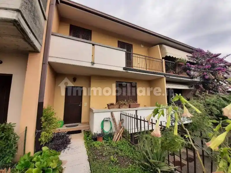 Villetta a schiera in vendita a Manerba del Garda
