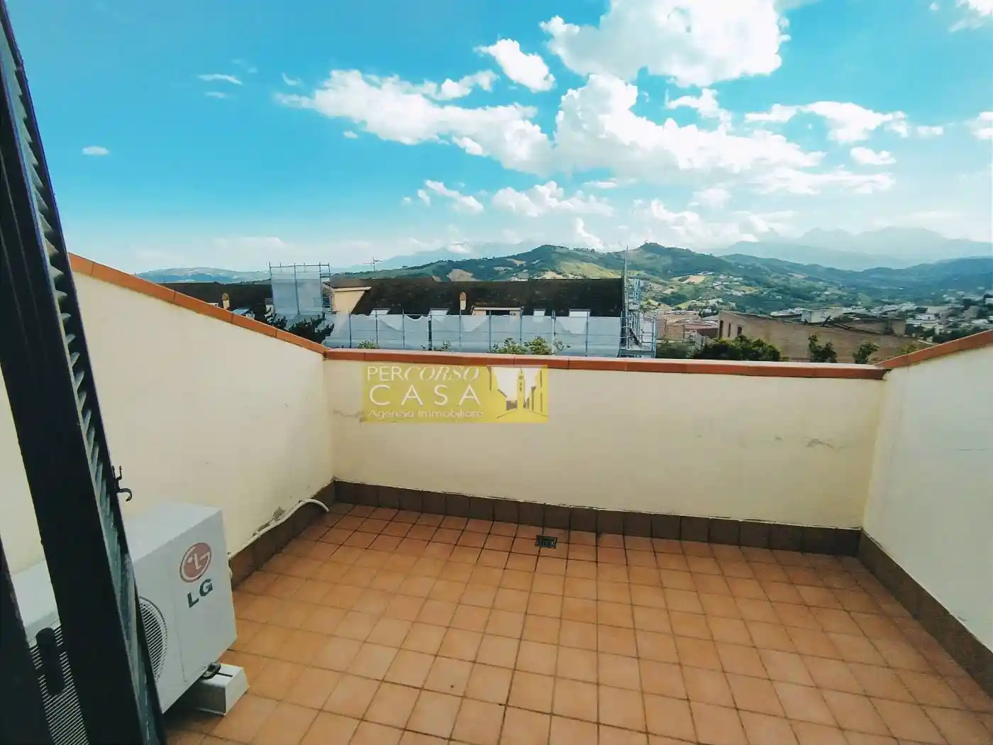 Quadrilocale via Giuseppe Mancini Sbraccia 16, Centro, Teramo - foto 4