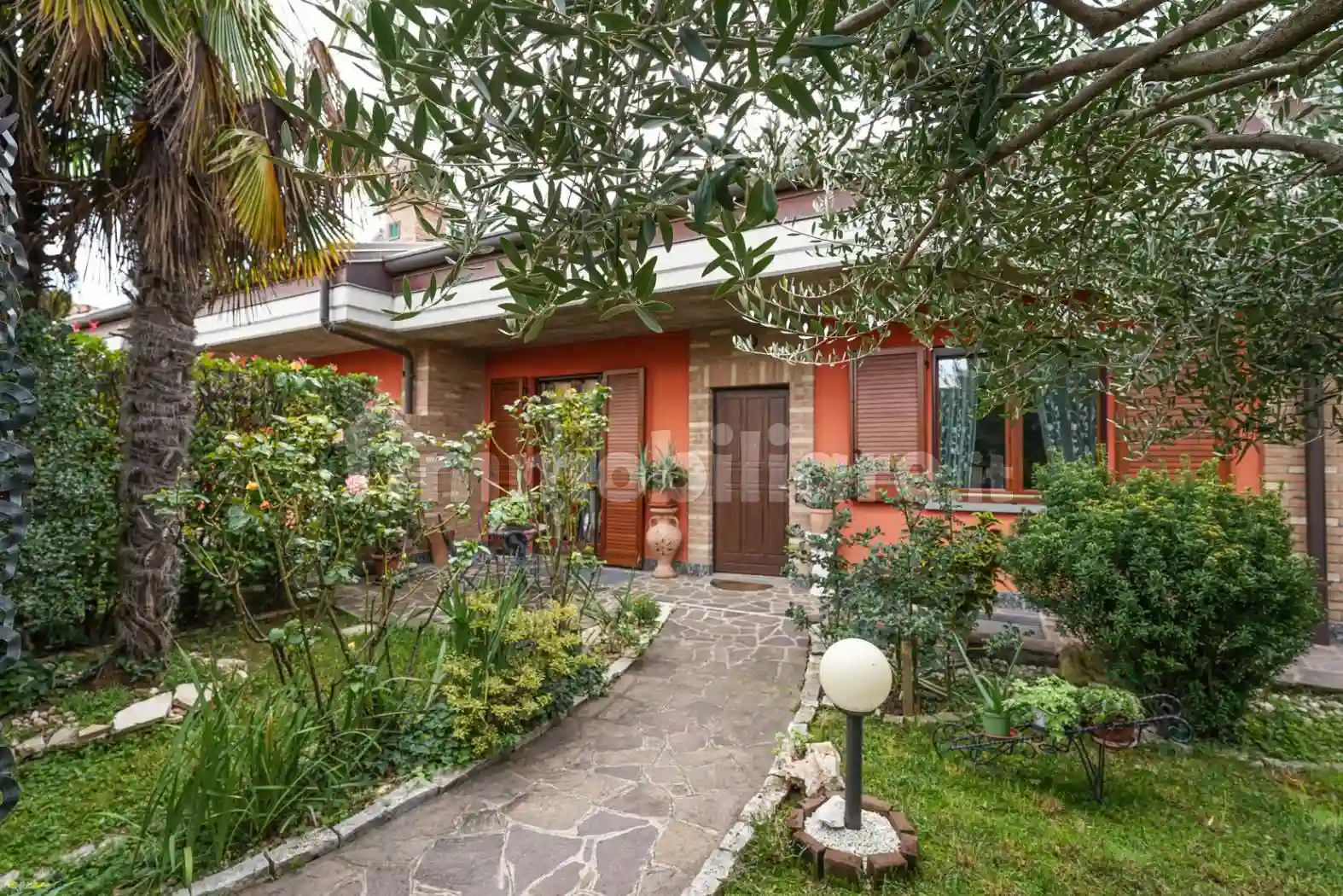 Villetta a schiera - foto 2