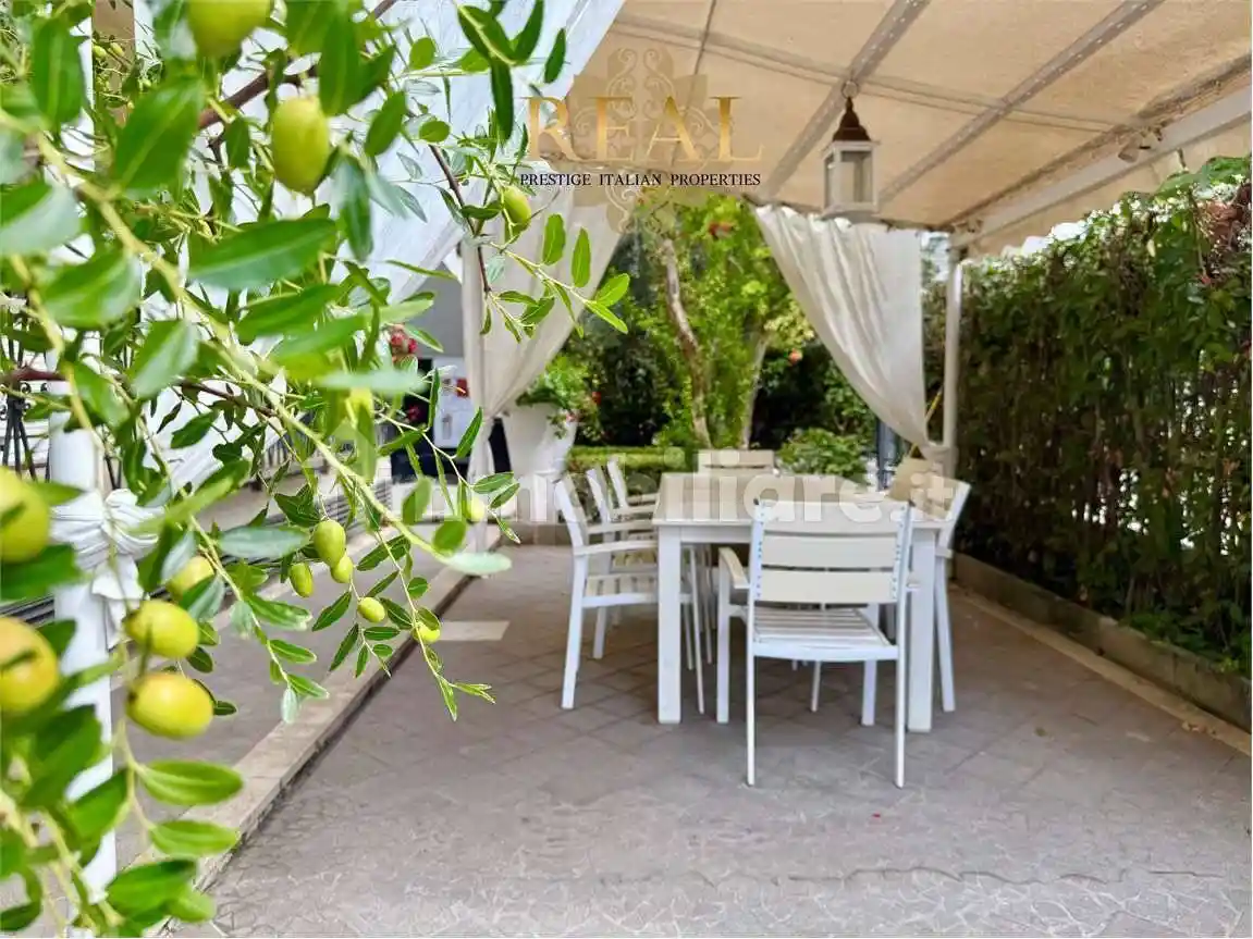 Appartamento in vendita a Riccione