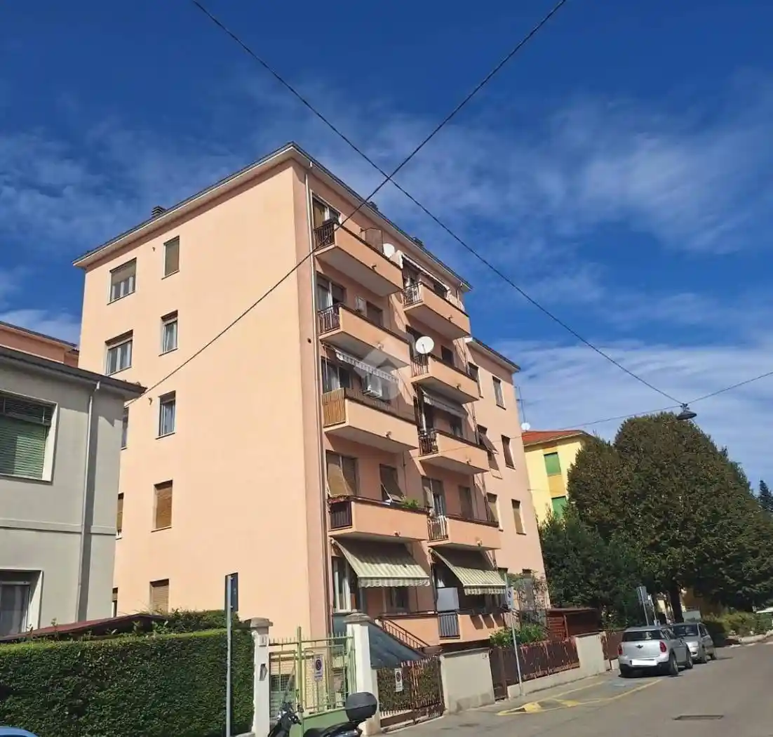 Appartamento in vendita a Parma