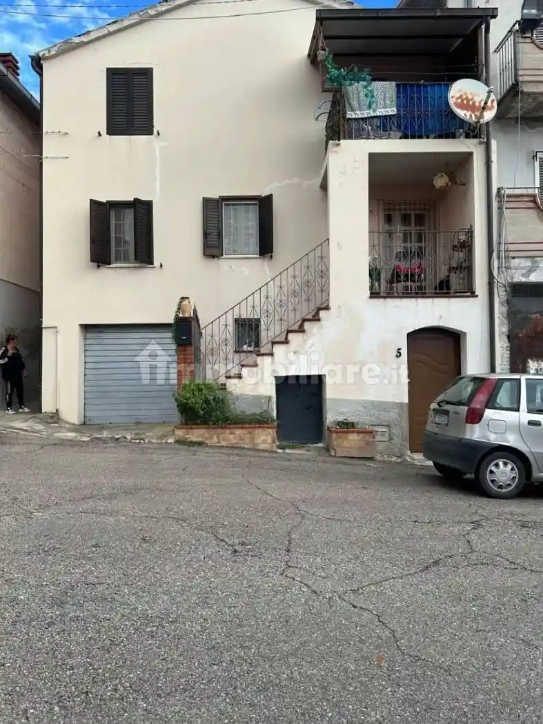 Casa indipendente in vendita a Cellino Attanasio