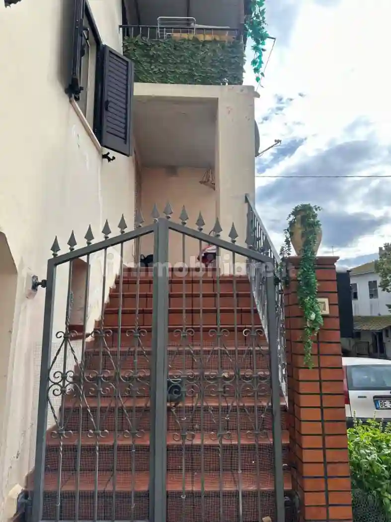 Terratetto unifamiliare piazza Vincenzo Marcellusi 5, Cellino Attanasio - foto 4