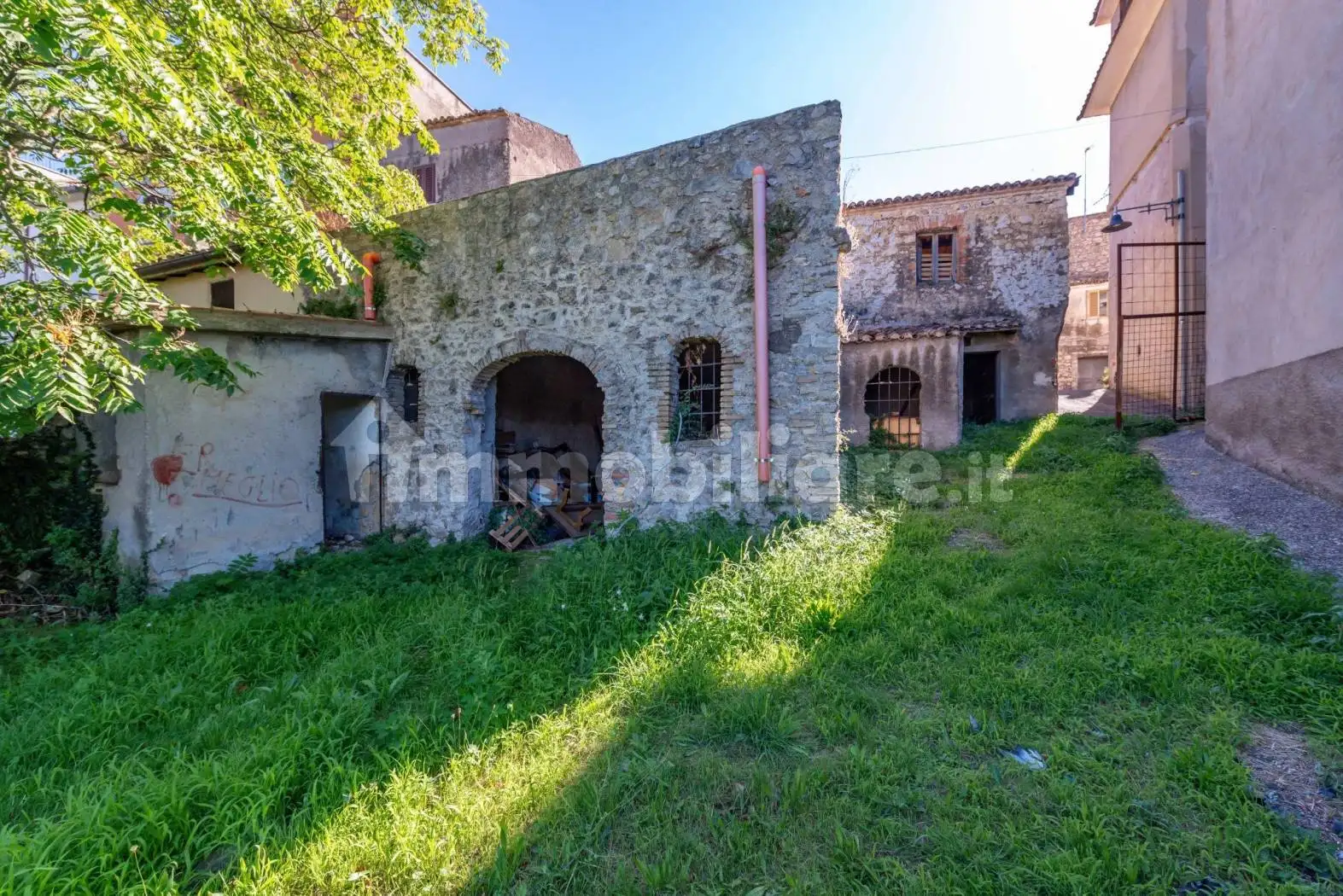 Casa indipendente in vendita a Montorio Romano