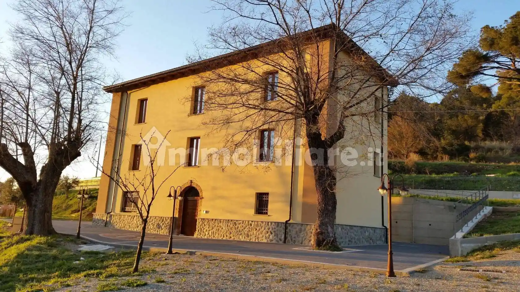 Rustico - Casale in vendita a Acri