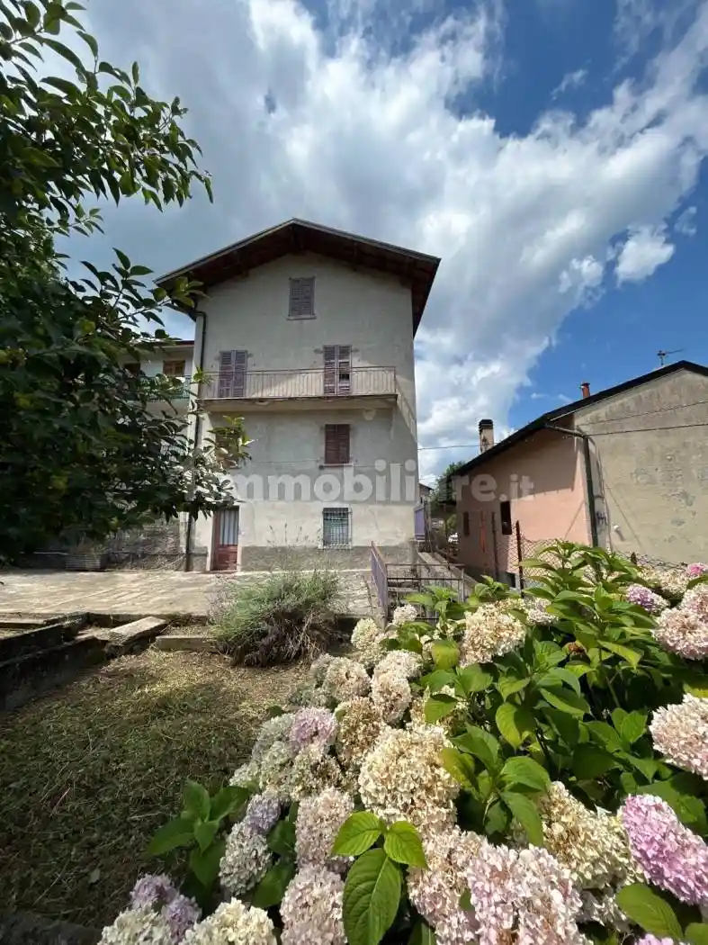 Terratetto unifamiliare via Dizzasco 12, Centro, Cerano d'Intelvi - foto 2