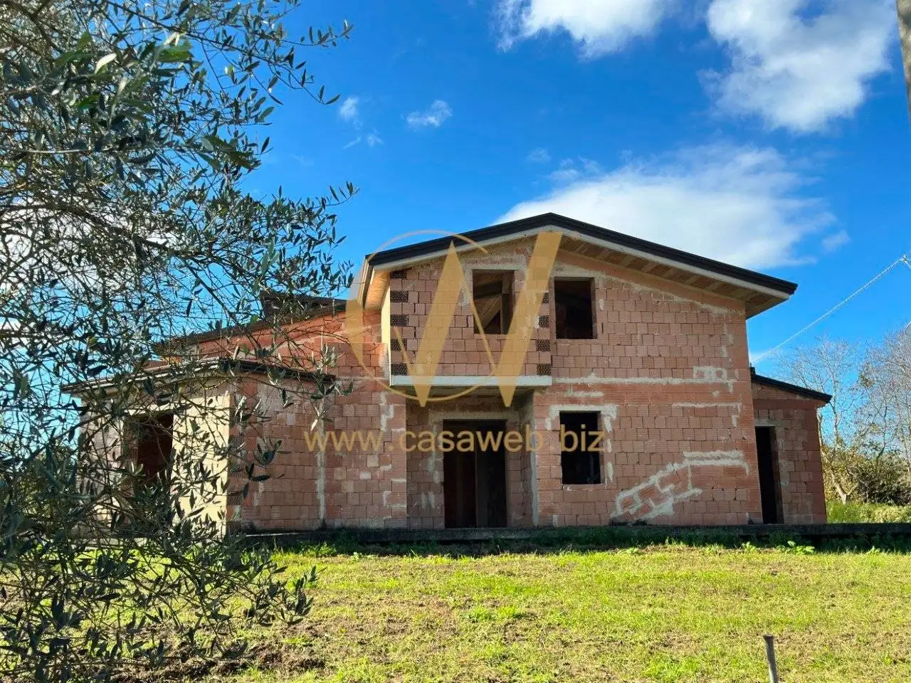 Villa in vendita a Castel Morrone