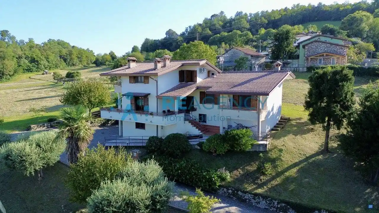 Casa indipendente in vendita a Trissino