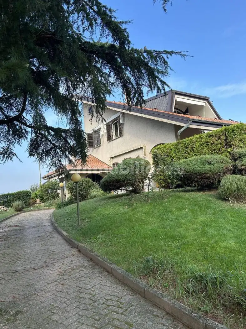 Villa in vendita a Asti