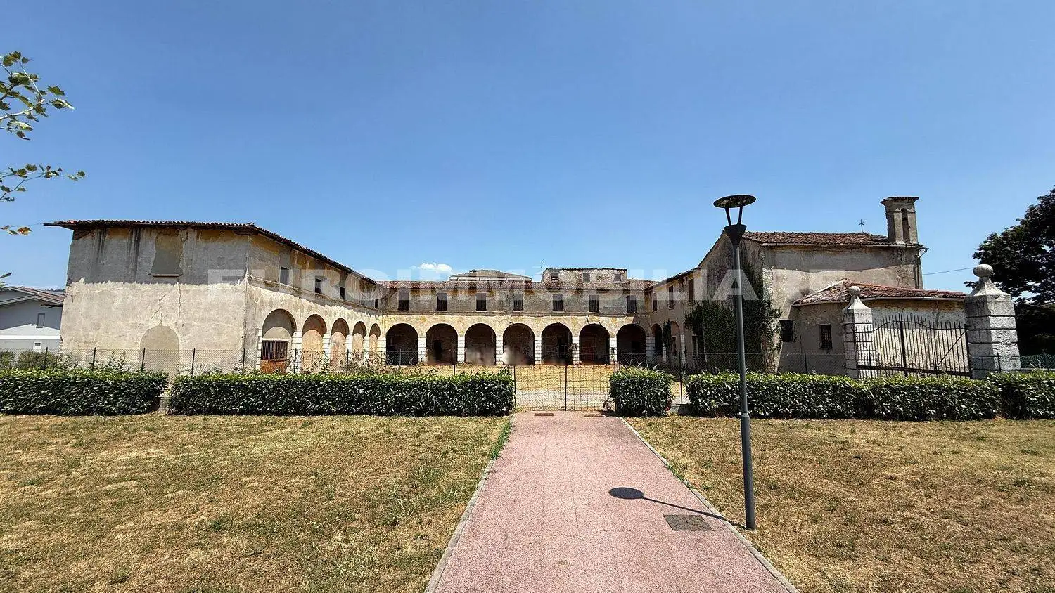 Rustico - Casale in vendita a Brescia