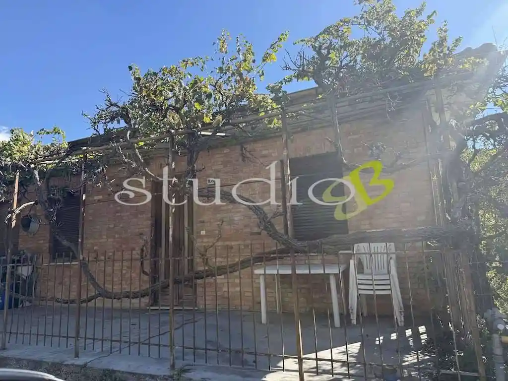 Casa indipendente in vendita a Bordighera