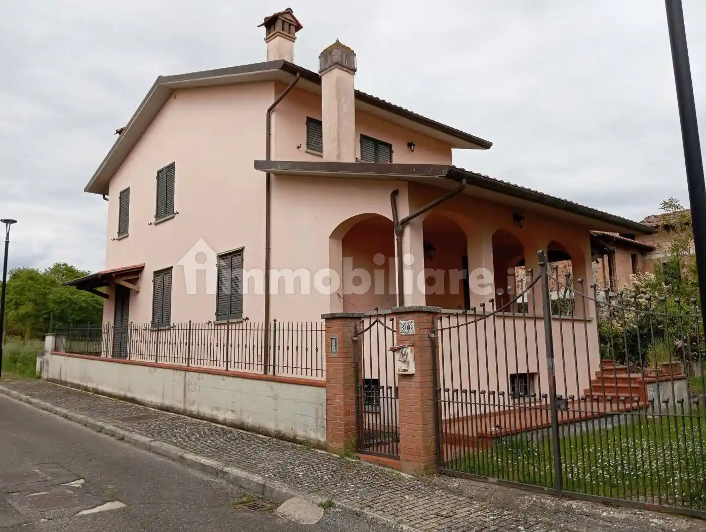 Villa in vendita a Civitella in Val di Chiana