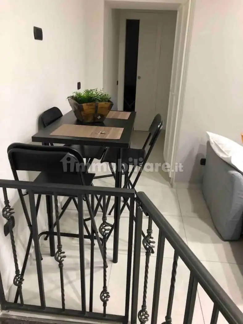 Appartamento in affitto a Napoli
