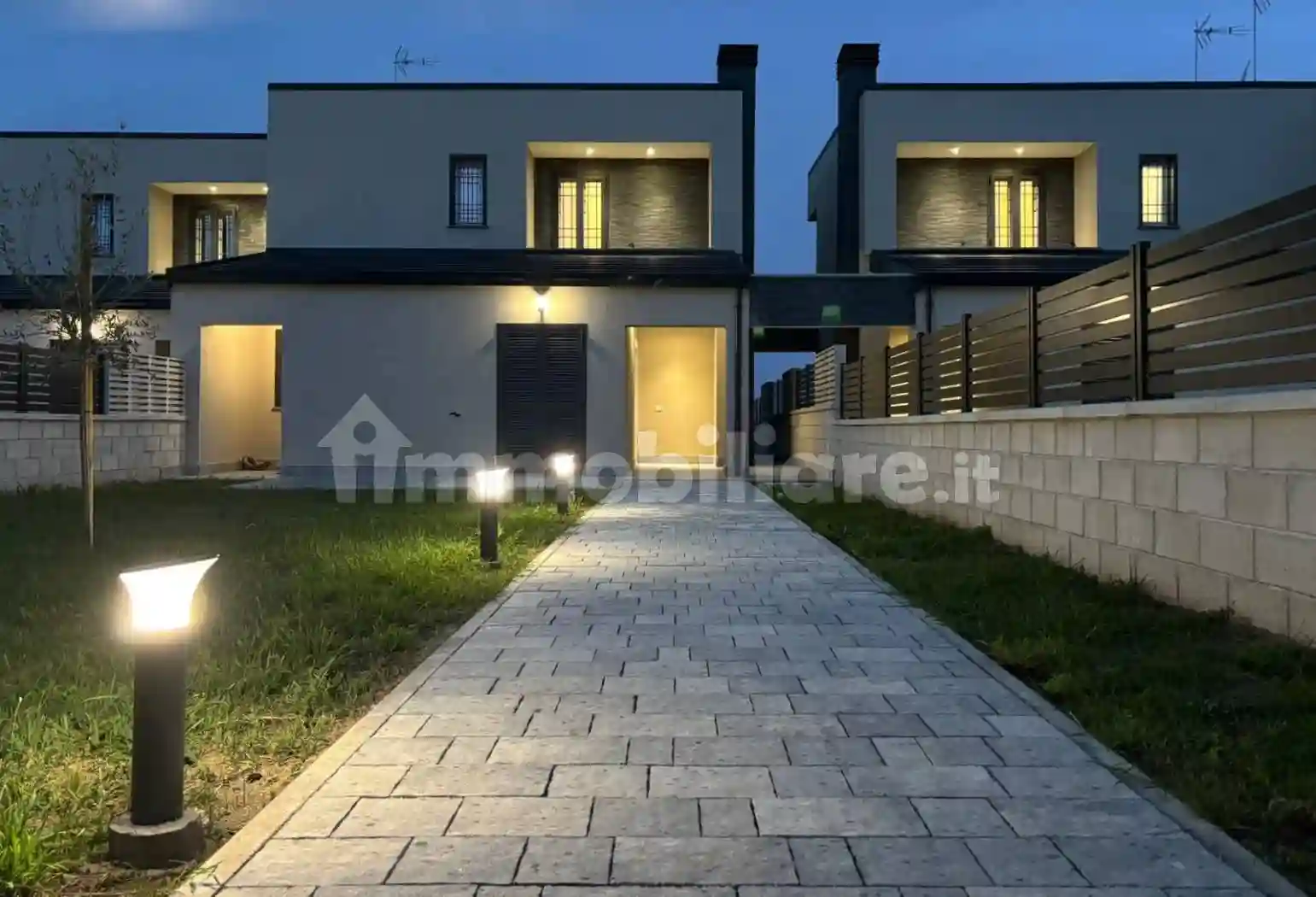 Villetta a schiera - foto 2