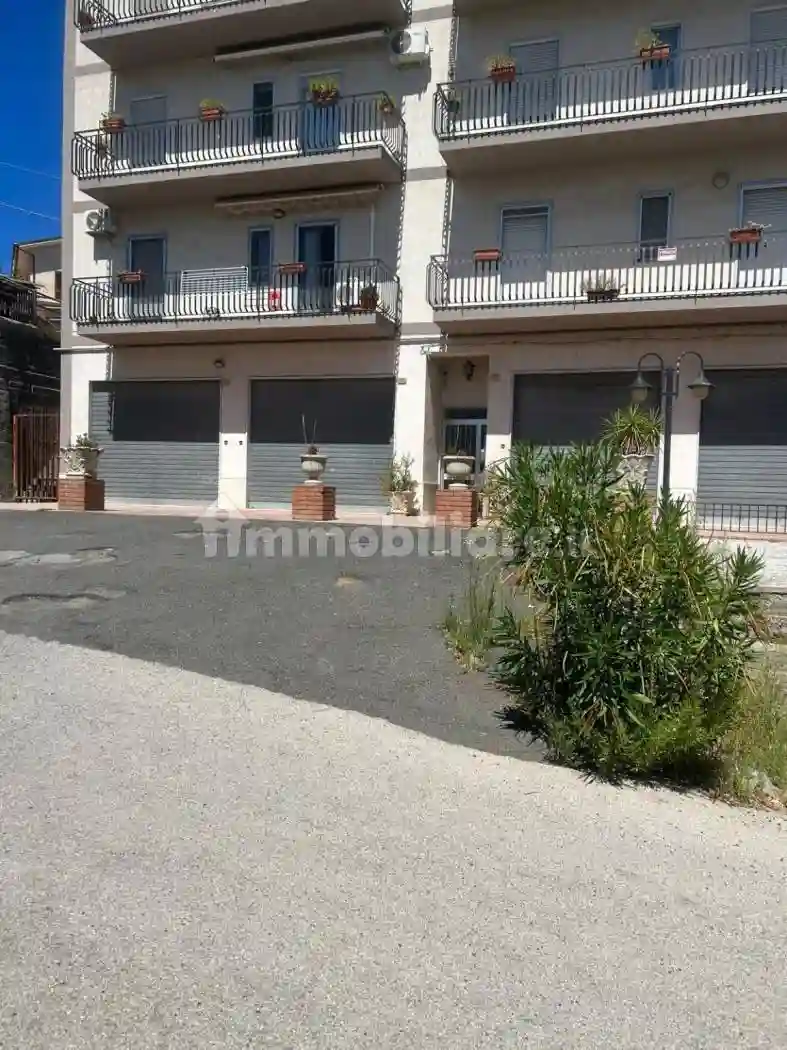 Quadrilocale via Luigi Pirandello 32, Agira - foto 4
