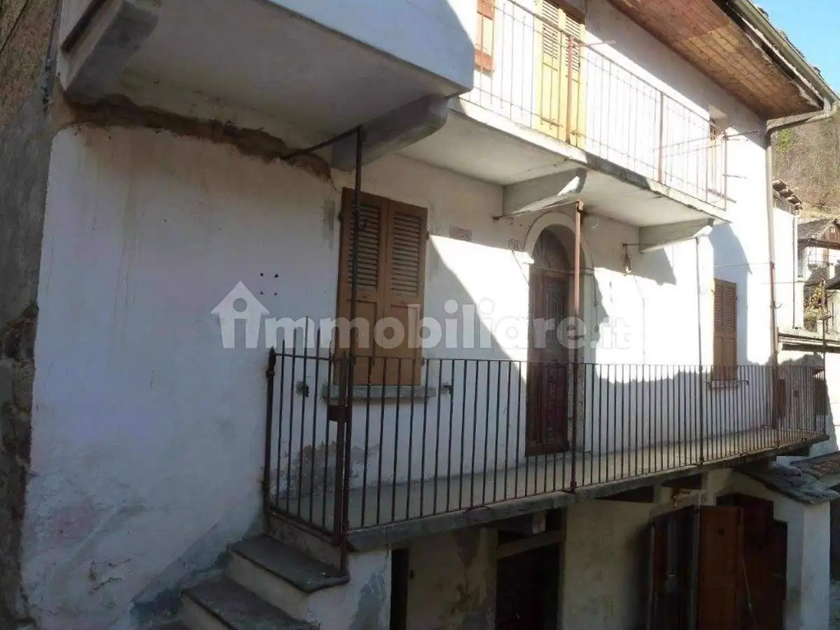 Casa indipendente in vendita a Varzo