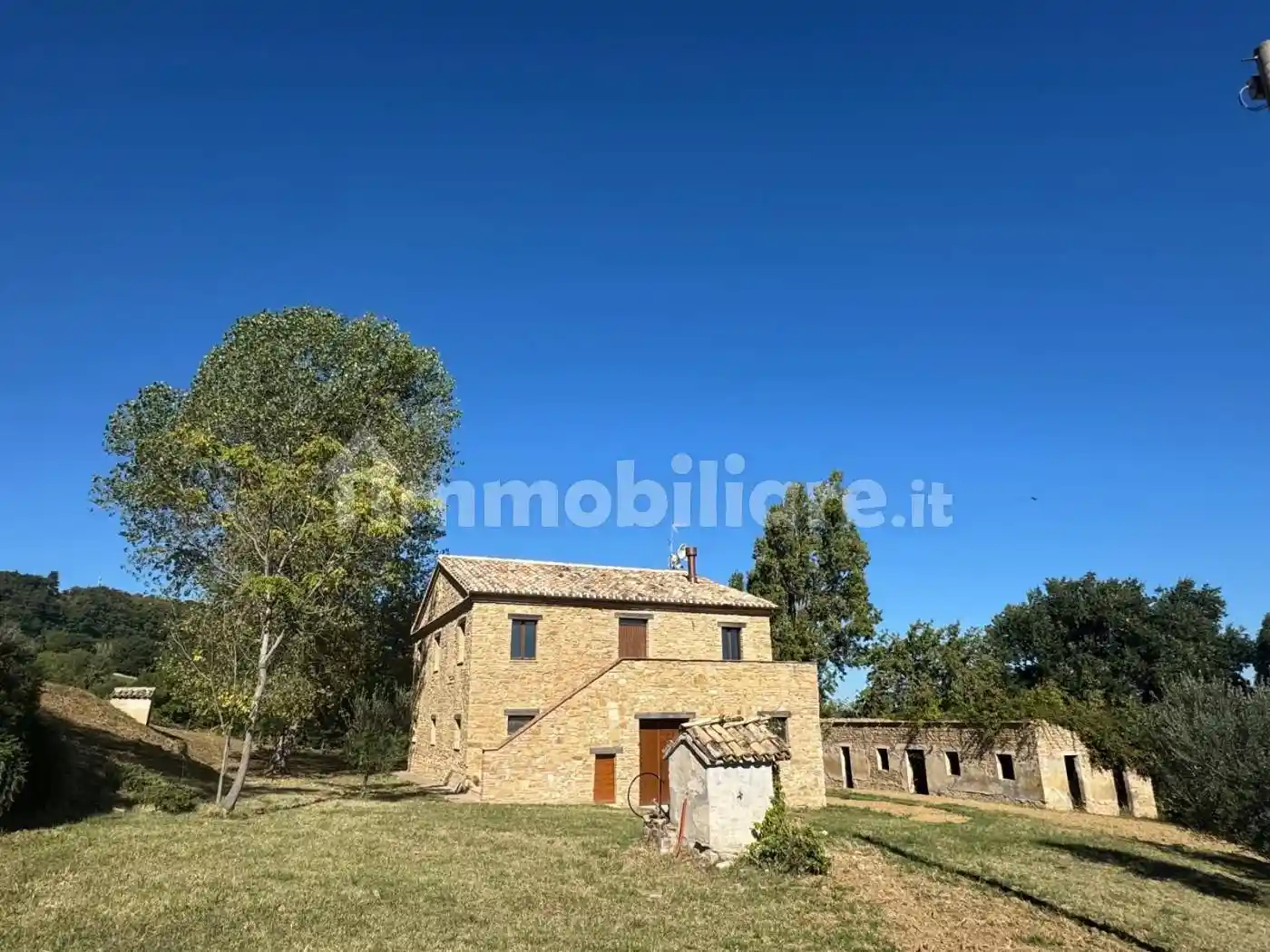 Rustico - Casale in vendita a Cingoli